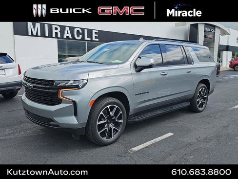Used 2024 Chevrolet Suburban RST w/ Luxury Package AWD/4WD image 1