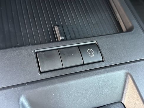 Certified 2026 Toyota Corolla Cross L FWD image 19