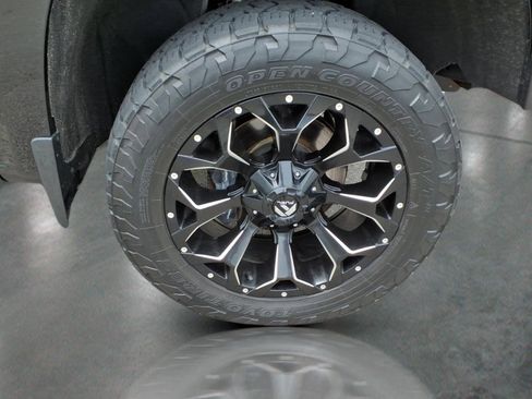 Used 2021 Chevrolet Silverado 1500 LT Trail Boss w/ Convenience Package II AWD/4WD image 10