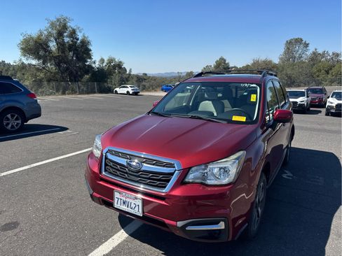 Used 2017 Subaru Forester 2.5i Premium w/ All-Weather Package AWD/4WD image 1