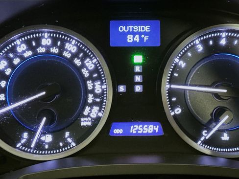 Used 2012 Lexus IS 250 AWD w/ Premium Pkg Value Edition image 18