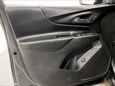 Used 2020 Chevrolet Equinox LT image 21