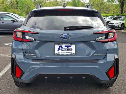 Used 2024 Subaru Crosstrek 2.0i Premium AWD/4WD image 5