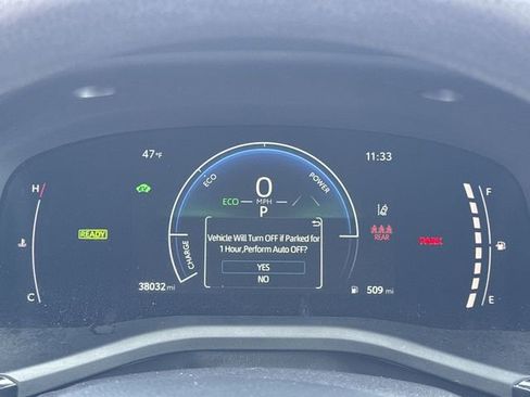 Used 2025 Toyota Camry LE image 14