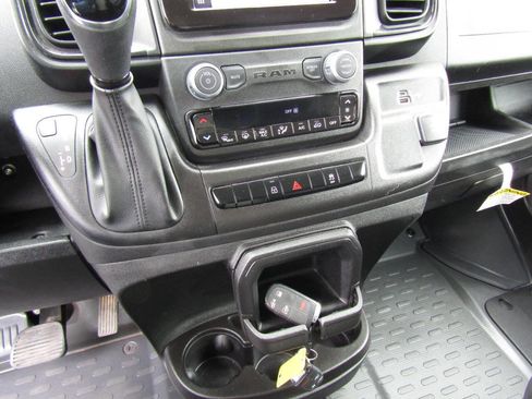 Used 2025 RAM ProMaster 3500 w/ Convenience Group FWD image 14