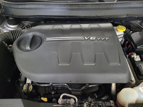 Used 2020 Jeep Cherokee Limited AWD/4WD image 30