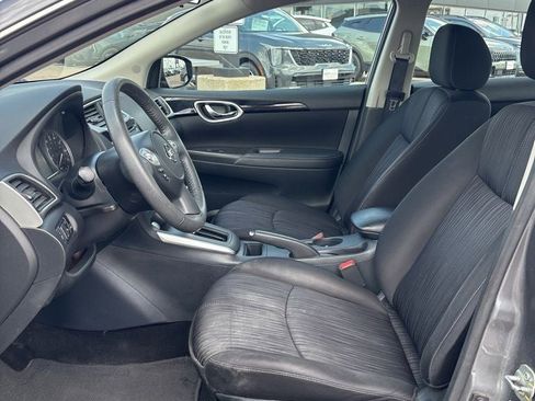 Used 2017 Nissan Sentra SV FWD image 19