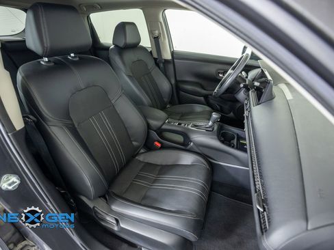 Used 2023 Honda HR-V EX-L image 40