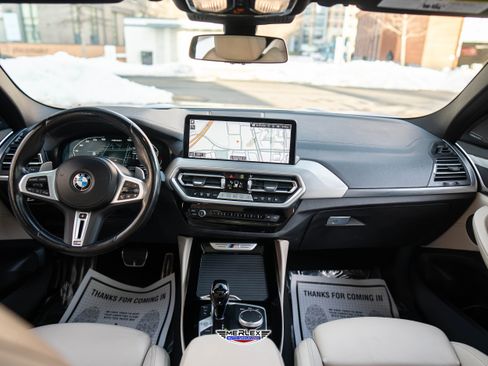 Used 2022 BMW X4 M40i w/ Premium Package image 10