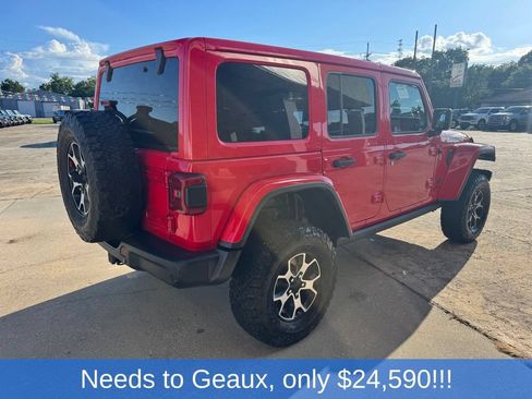 Used 2018 Jeep Wrangler Unlimited Rubicon w/ Dual Top Group AWD/4WD image 11