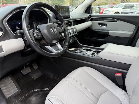 Certified 2023 Honda Pilot Elite image 22