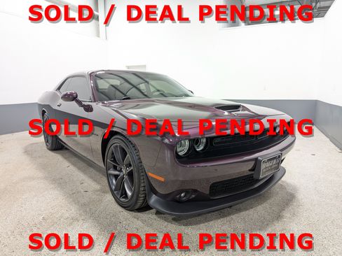 Used 2021 Dodge Challenger R/T w/ Plus Package image 1