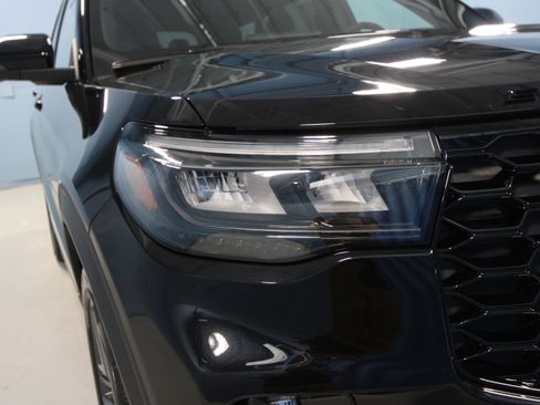New 2026 Ford Explorer ST AWD/4WD image 33
