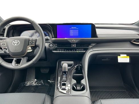 New 2026 Toyota Crown Signia image 12