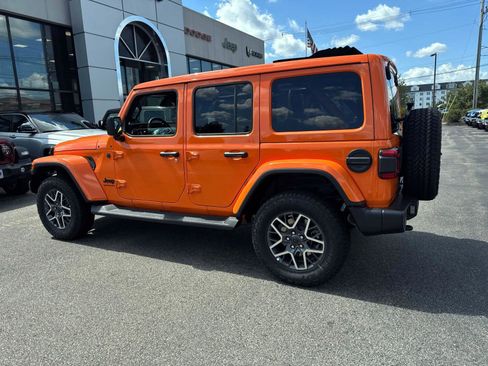 New 2025 Jeep Wrangler Unlimited Sahara image 3