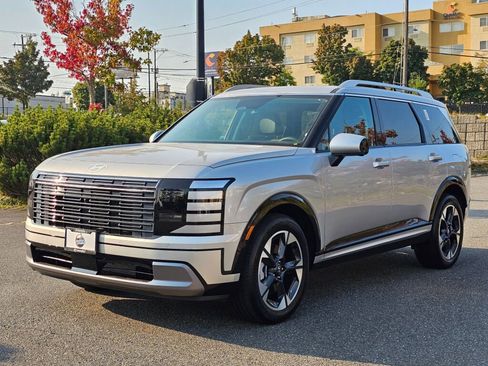 New 2026 Hyundai Palisade Limited image 3