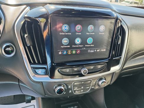 Used 2022 Chevrolet Traverse LT AWD/4WD image 18
