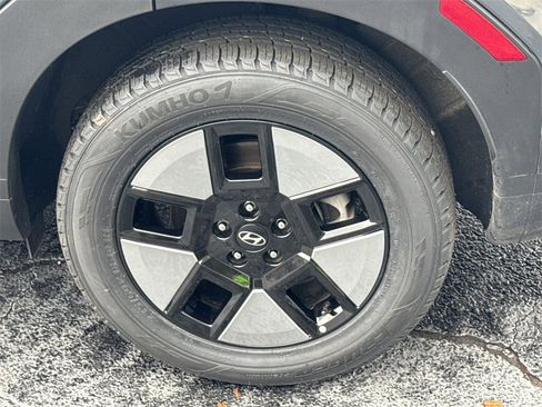 Used 2025 Hyundai Santa Fe SEL image 19