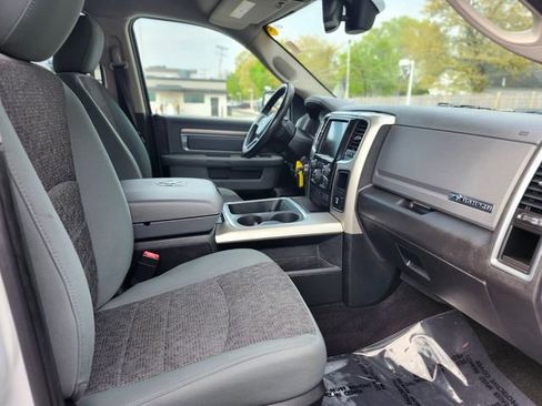 Used 2017 RAM 1500 Big Horn AWD/4WD image 11