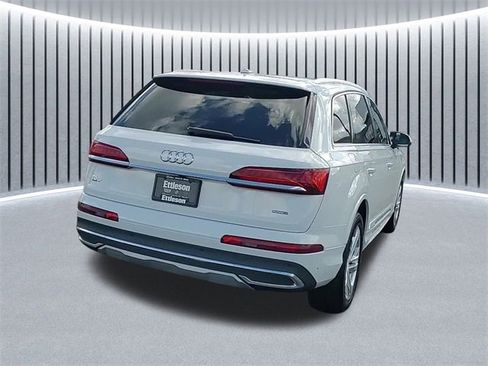 Used 2023 Audi Q7 3.0T Premium Plus image 2