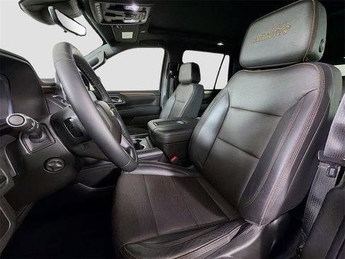 Used 2023 Chevrolet Tahoe High Country image 12