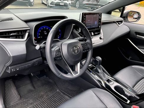 Used 2022 Toyota Corolla XSE image 17