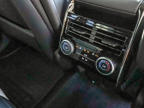 New 2026 Land Rover Range Rover Sport Dynamic SE AWD/4WD image 21