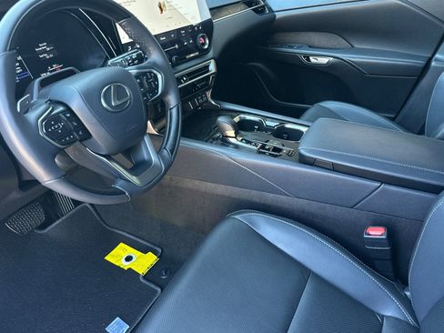 Used 2025 Lexus RX 350 F Sport FWD image 7