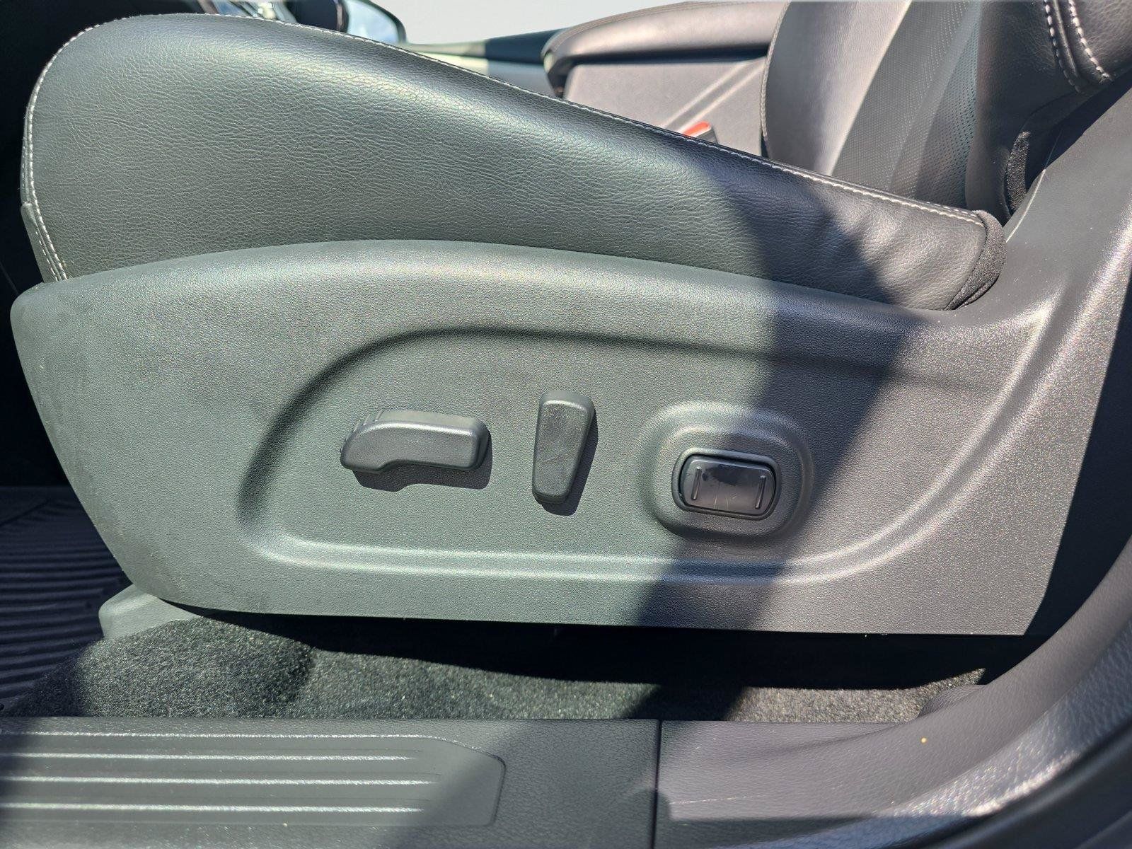 Used 2017 Nissan Murano Platinum w/ Platinum Technology Package FWD image 23