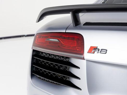 Used 2015 Audi R8 Competition image 67