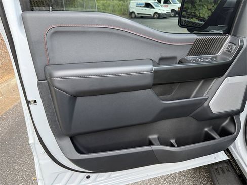 Used 2025 Ford F150 Raptor image 10