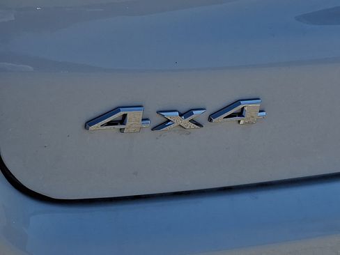 Used 2018 Jeep Compass Latitude w/ Popular Equipment Group image 30