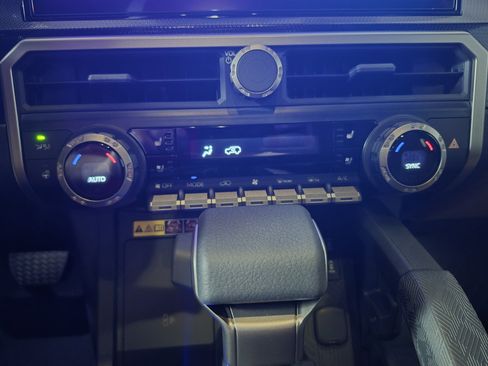 New 2026 Toyota 4Runner 4WD image 27