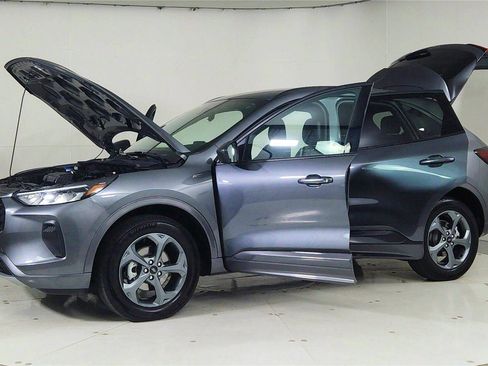 Used 2024 Ford Escape ST-Line image 10
