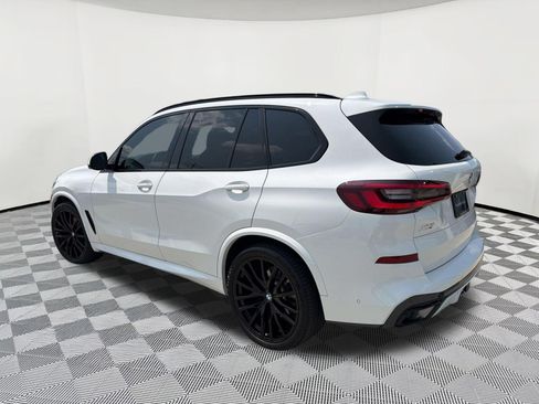 Used 2023 BMW X5 xDrive40i w/ M Sport Package AWD/4WD image 3