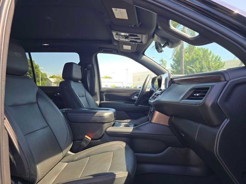 Used 2023 Chevrolet Suburban High Country w/ Max Trailering Package RWD image 10