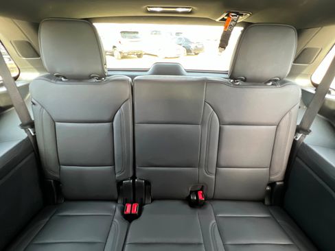 Certified 2025 Chevrolet Tahoe Z71 image 23