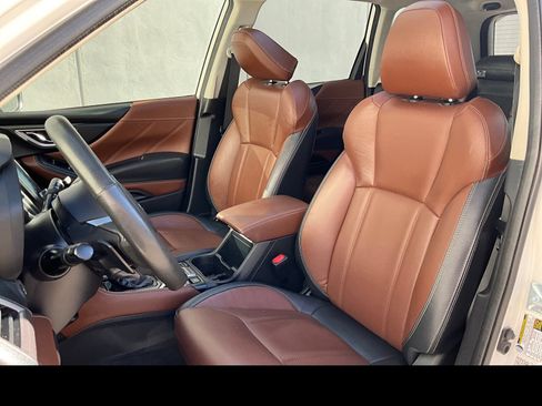 Certified 2024 Subaru Forester Touring AWD/4WD image 9