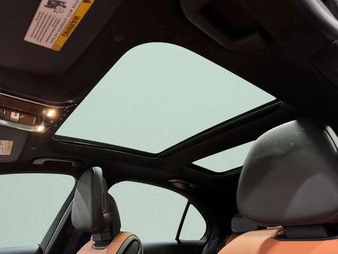 Used 2023 Mercedes-Benz C 300 4MATIC Sedan image 23