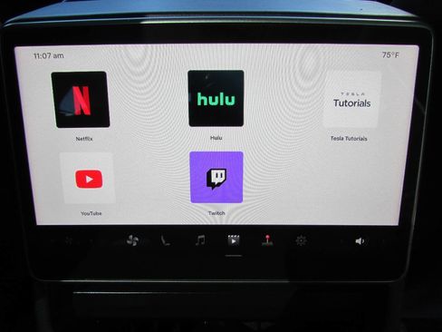 Used 2025 Tesla Model 3 RWD image 34