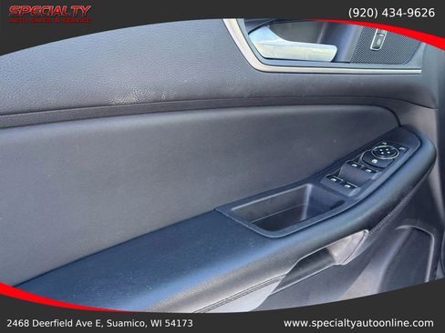 Used 2021 Ford Edge SEL w/ Cargo Accessory Package image 32