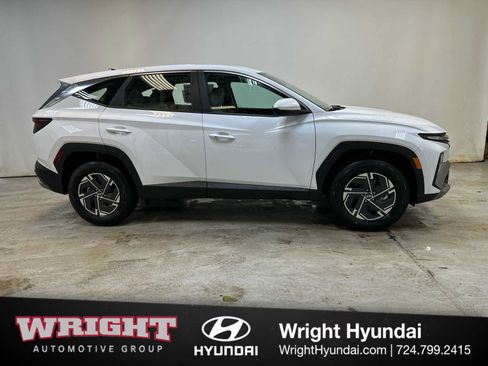 New 2026 Hyundai Tucson Blue SE AWD/4WD image 7