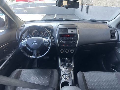 Used 2012 Mitsubishi Outlander Sport SE AWD/4WD image 10