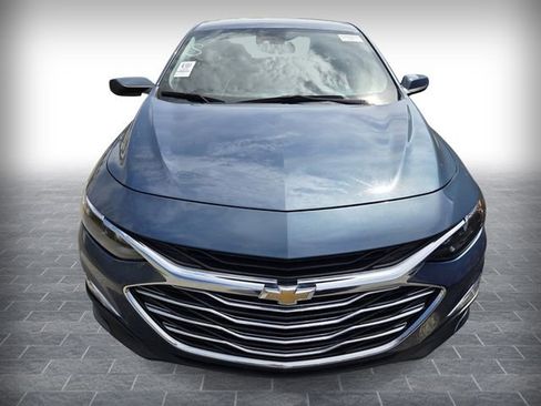 Used 2024 Chevrolet Malibu LS image 2