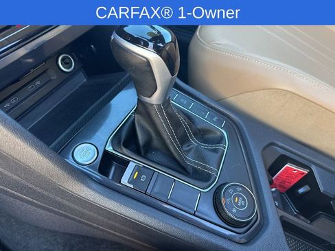 Used 2024 Volkswagen Tiguan SE R-Line image 30