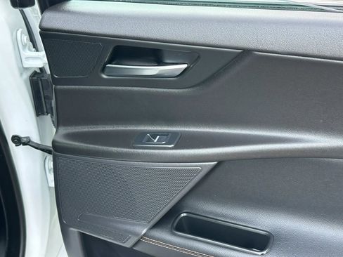 Used 2018 Jaguar XE Prestige RWD image 25