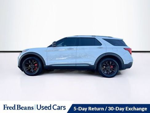 Used 2021 Ford Explorer Limited w/ Equipment Group 301A image 4