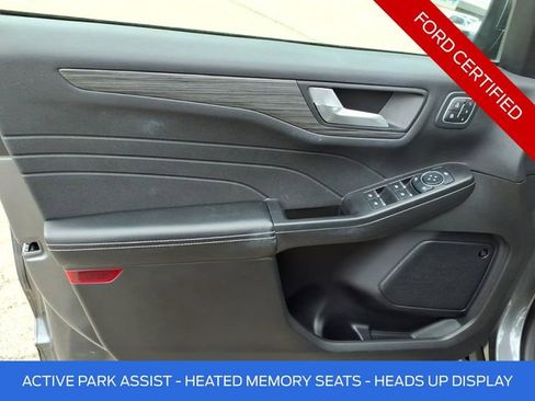 Certified 2023 Ford Escape Platinum w/ Premium Technology Package AWD/4WD image 12