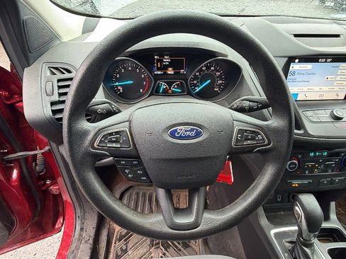 Used 2018 Ford Escape SE w/ SE Sync 3 Package image 15