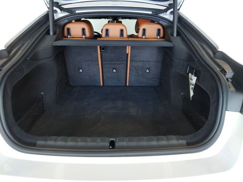 Used 2023 BMW i4 eDrive40 w/ Premium Package image 11